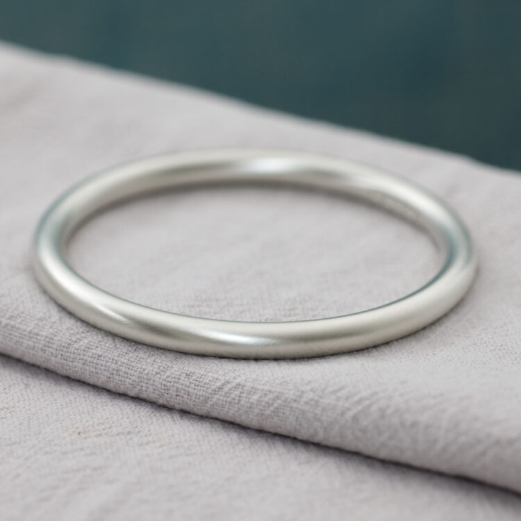 Eden 6 Chunky Solid Sterling Silver Bangle - Image 2